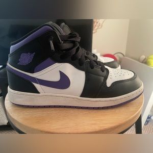 Air Jordan 1 Mid 'Dark Iris' sneakers